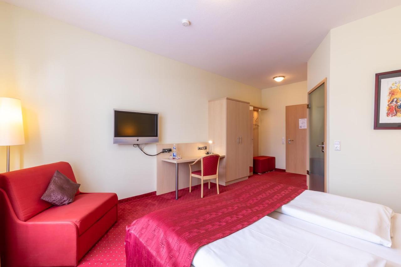 Hotel An Der Eiche คูลม์บาค ภายนอก รูปภาพ