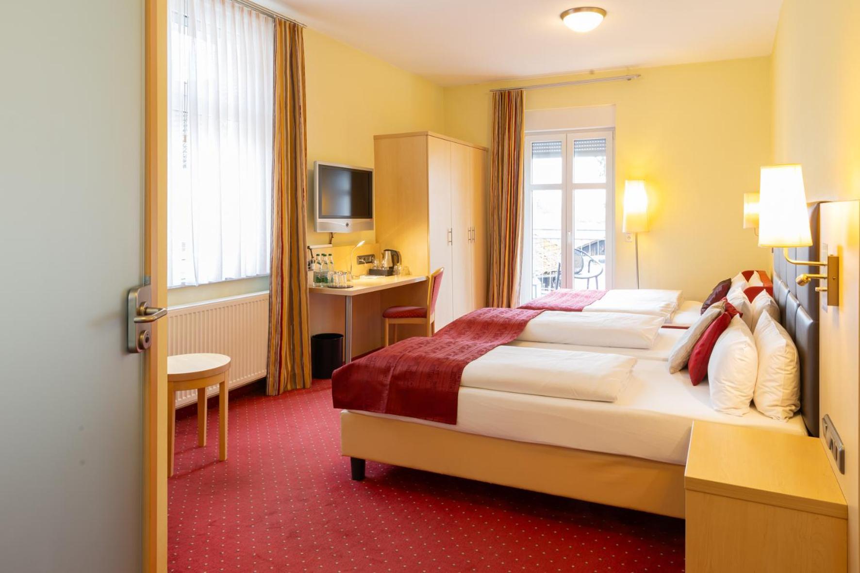 Hotel An Der Eiche คูลม์บาค ภายนอก รูปภาพ